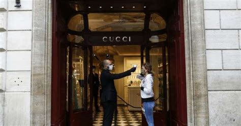 gucci gruppo kering|when did kering buy gucci.